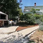 Olivera Apartments